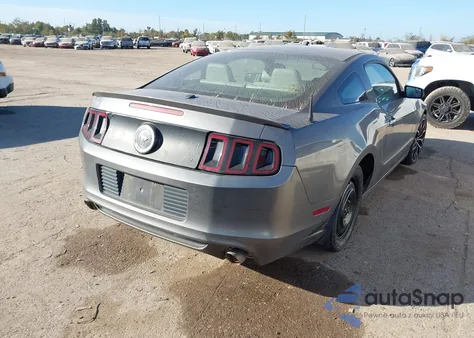 2014 Ford Mustang V6 Premium from USA, damaged, VIN 1ZVBP8AM2E5207582